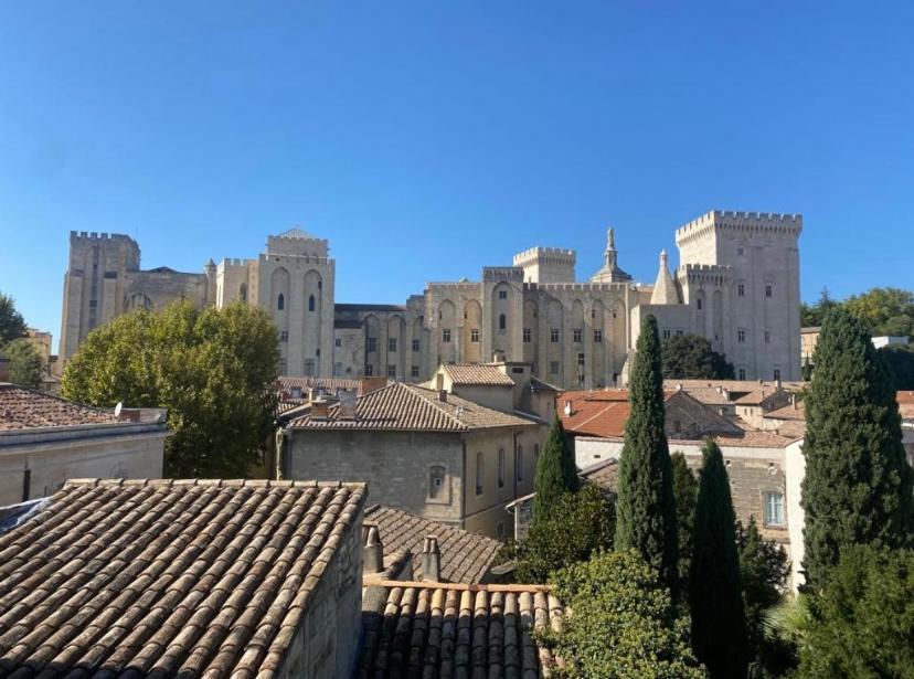 Avignon Intra-Muros, Vue Palais Des Papes Exterior foto